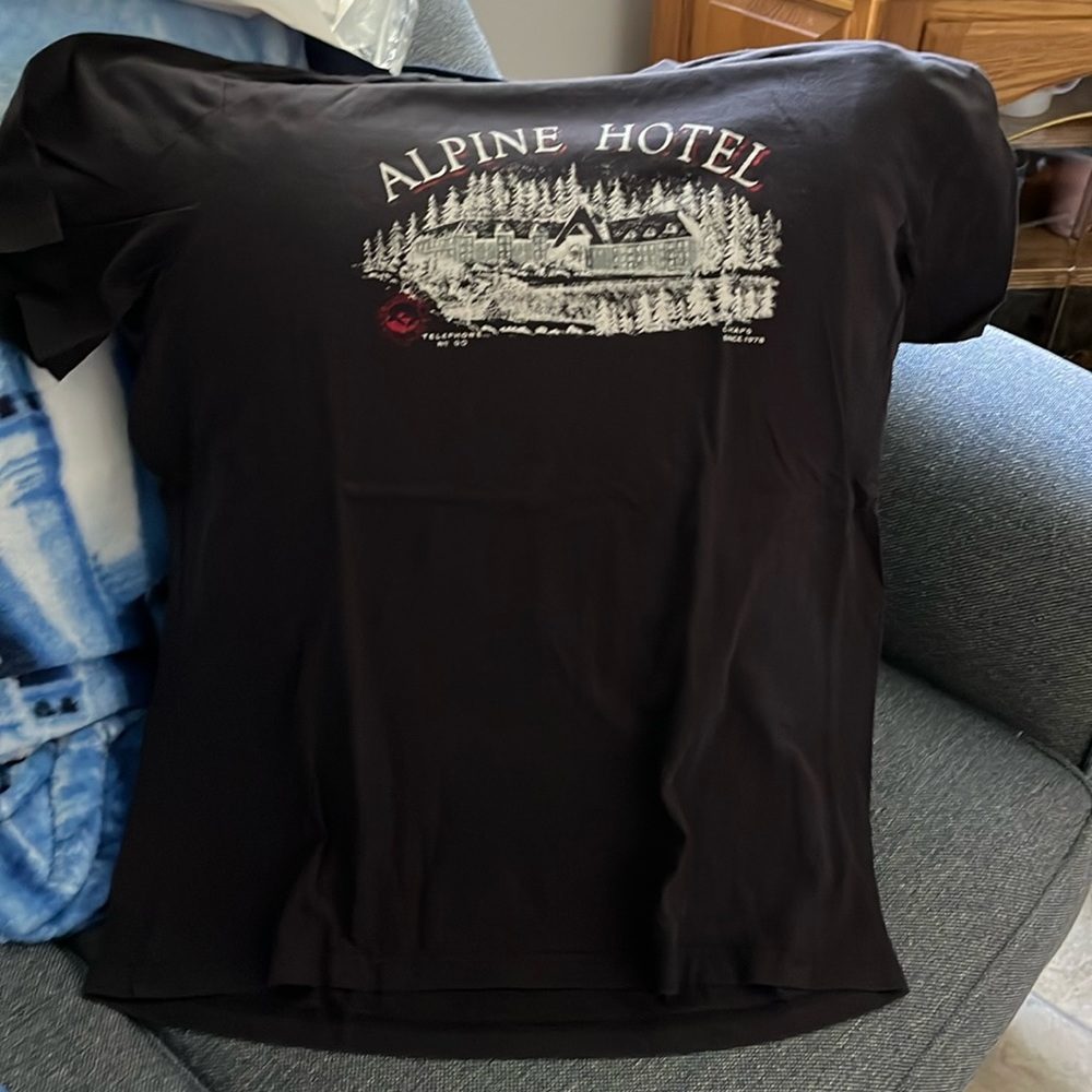 Chaps Mens large black tee shirt